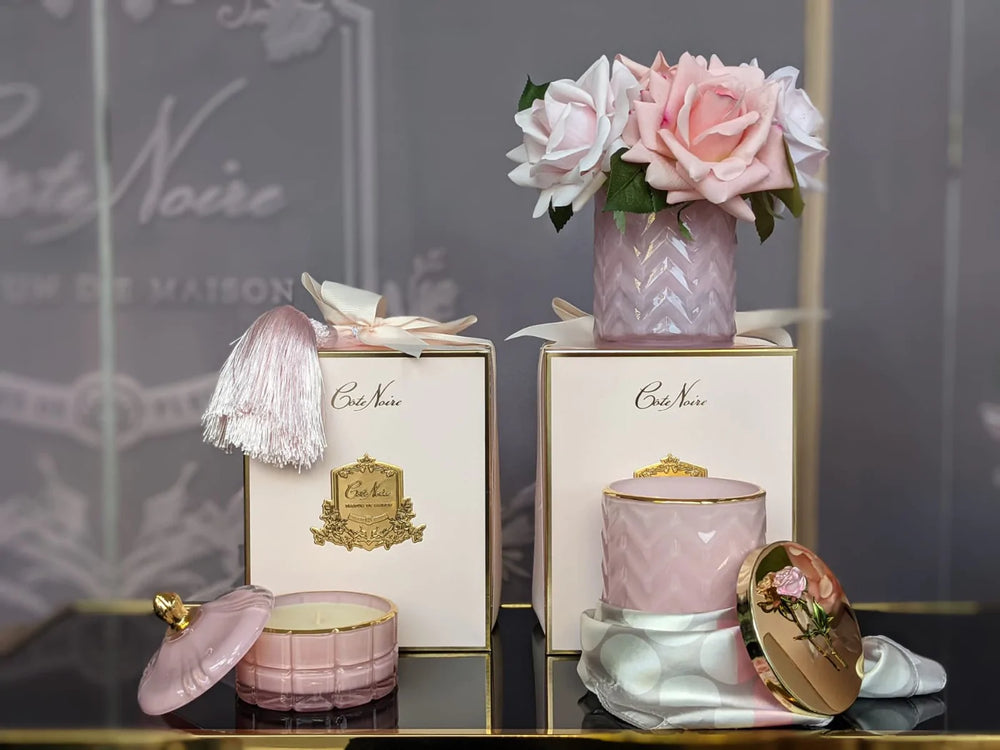 
                  
                    Cote Noire Herringbone Flowers Pink vase with Pink Roses (peony & pink rose fragrances) HCF03
                  
                