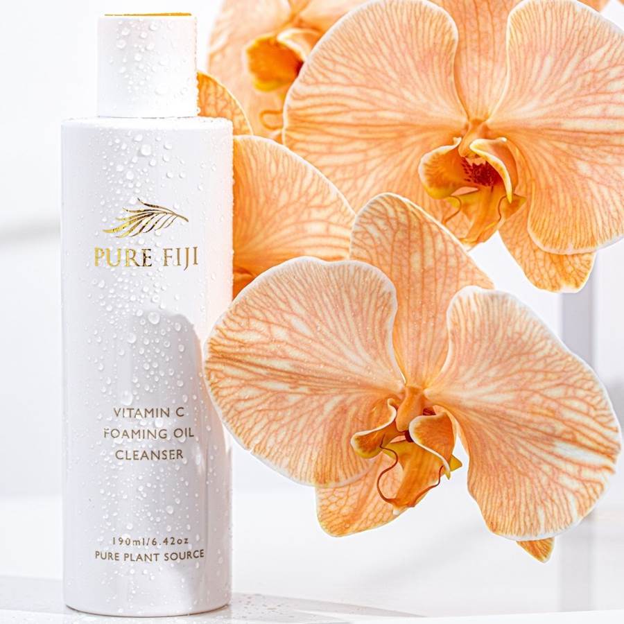 Pure Fiji Vitamin C Foaming Oil Cleanser